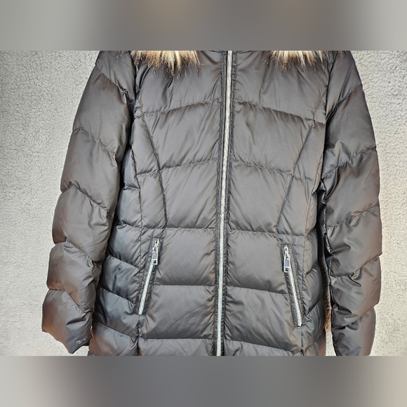 **SOLD***Calvin klein Womens Black Full Zip Coat Sz M Detachable Hood Faux Fur - Picture 5 of 15